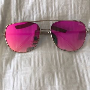 QUAY Running Riot Sunglasses NEW W TAG